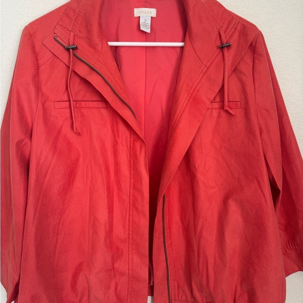 Chico’s Textured Coral Red Zip Front Jacket Size 2 (L 12-14) Lightweight